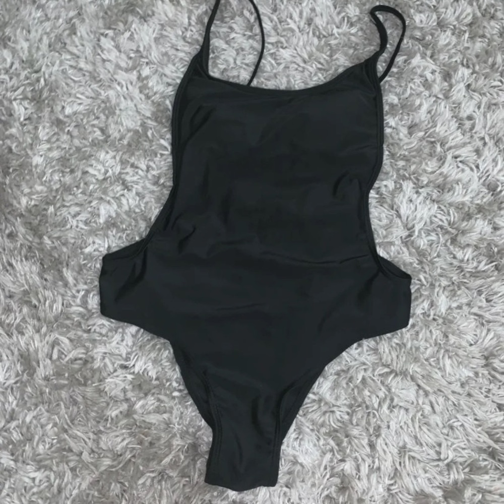 One piece bikini